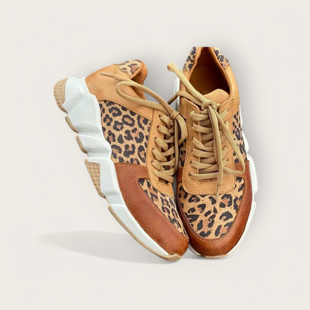 Lina & Loop | COMFORTABLE LEOPARD