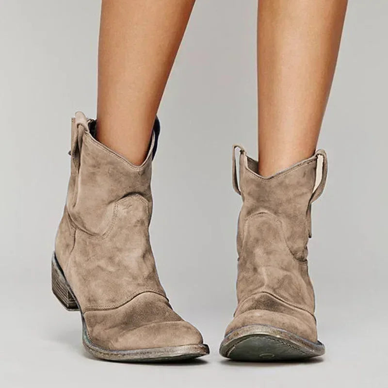 Lina & Loop | Velvet-Free Boots